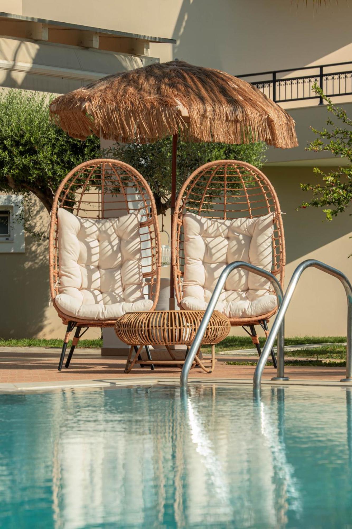 Ammos Boutique Apartments & Suites ماليا المظهر الخارجي الصورة
