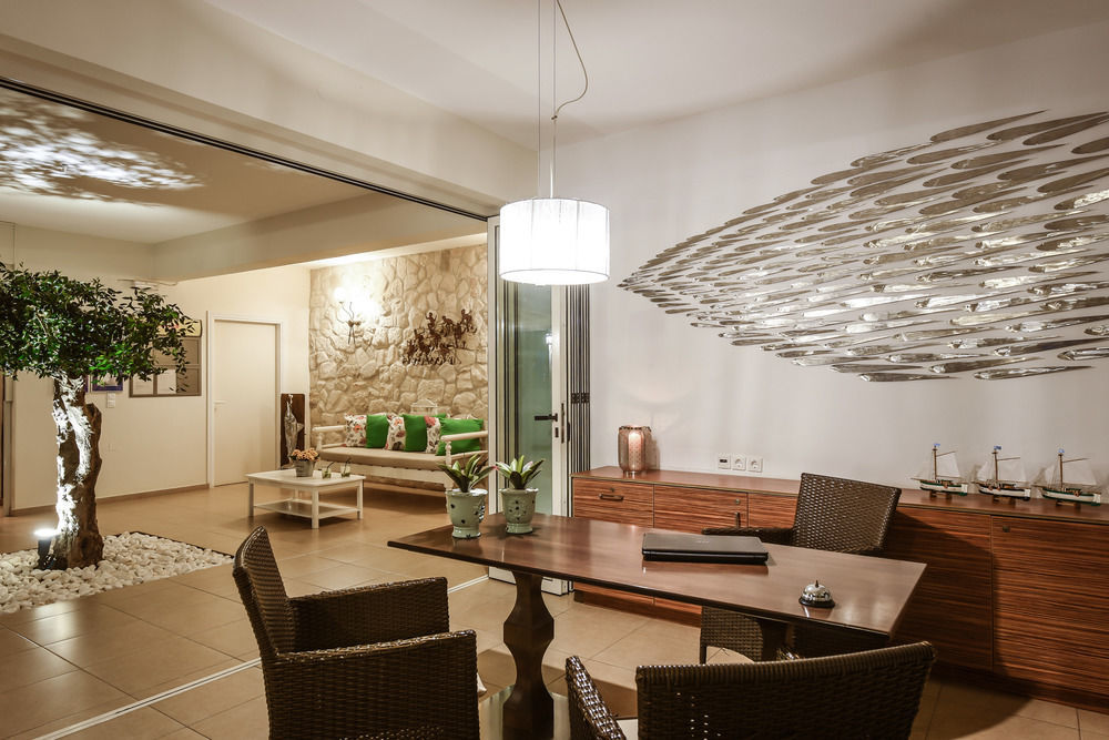 Ammos Boutique Apartments & Suites ماليا المظهر الخارجي الصورة