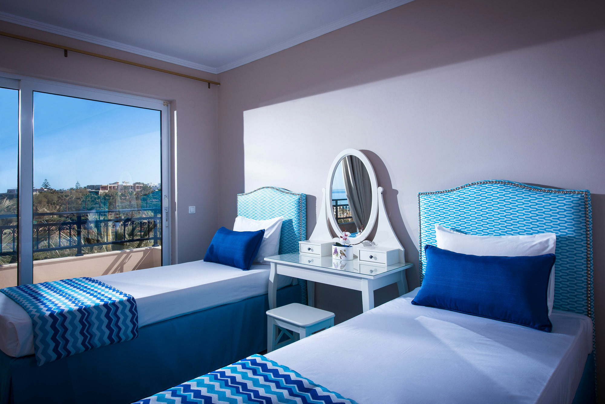 Ammos Boutique Apartments & Suites ماليا المظهر الخارجي الصورة